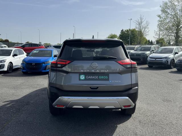 Nissan X-Trail image 1