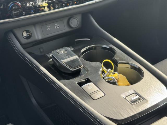 Nissan X-Trail image 5