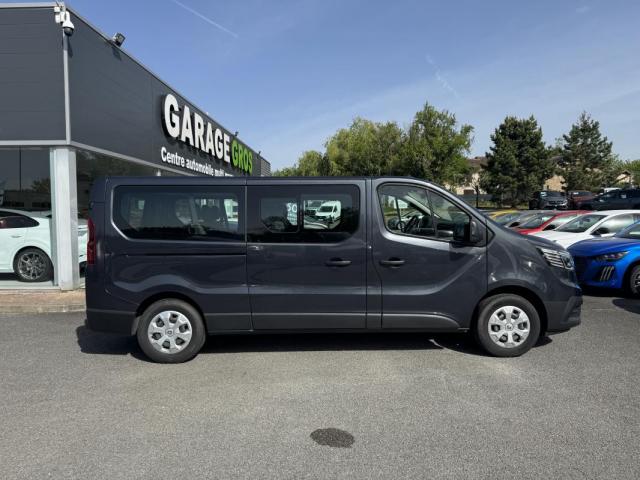 Renault Trafic image 7