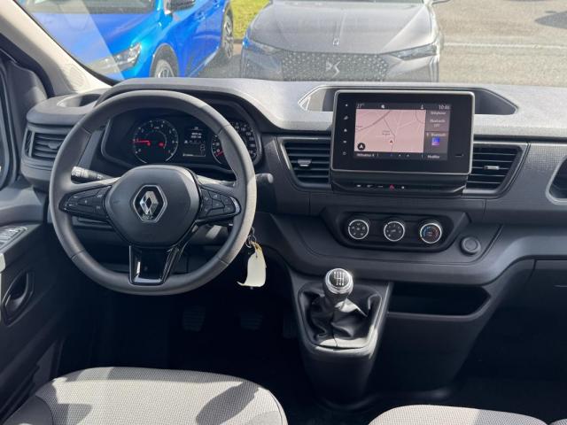 Renault Trafic image 4