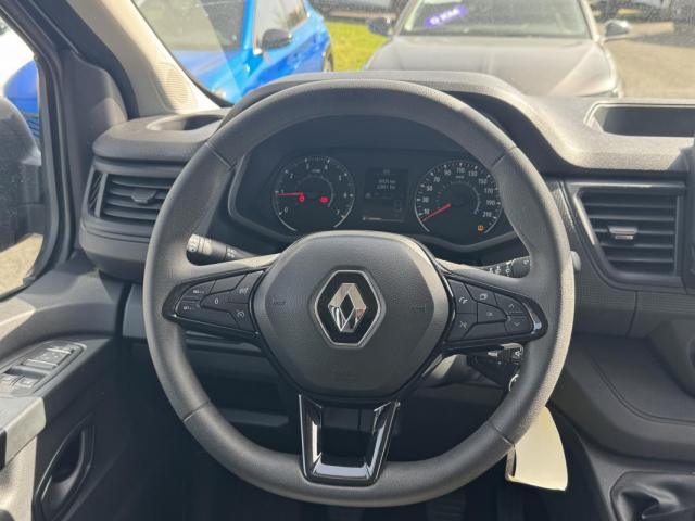 Renault Trafic image 3