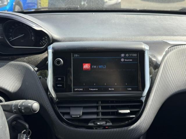 Peugeot 208 image 9