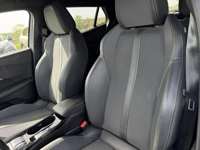 Peugeot 2008 image 7
