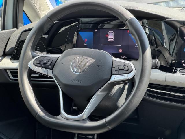 Volkswagen Golf image 6