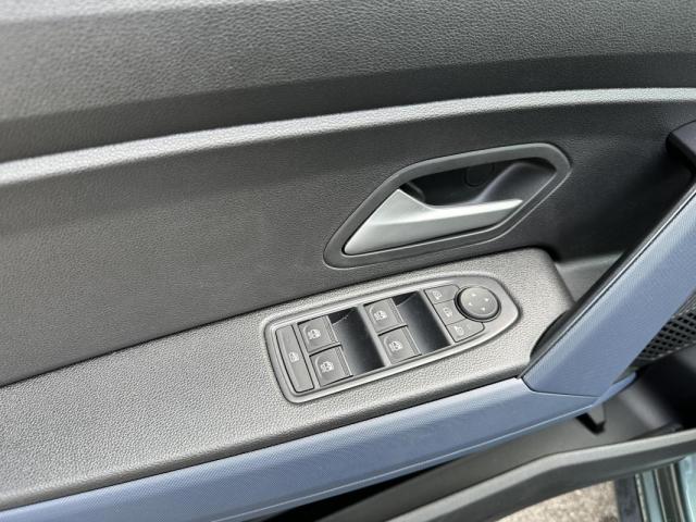 Dacia Duster image 6