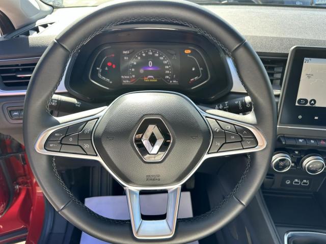 Renault Captur image 2