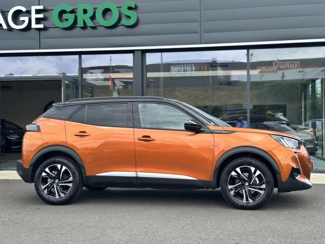 Peugeot 2008 image 3
