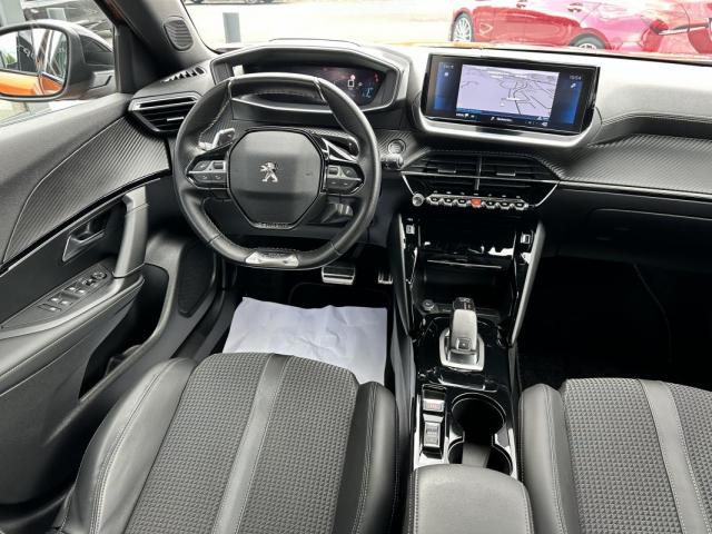 Peugeot 2008 image 7