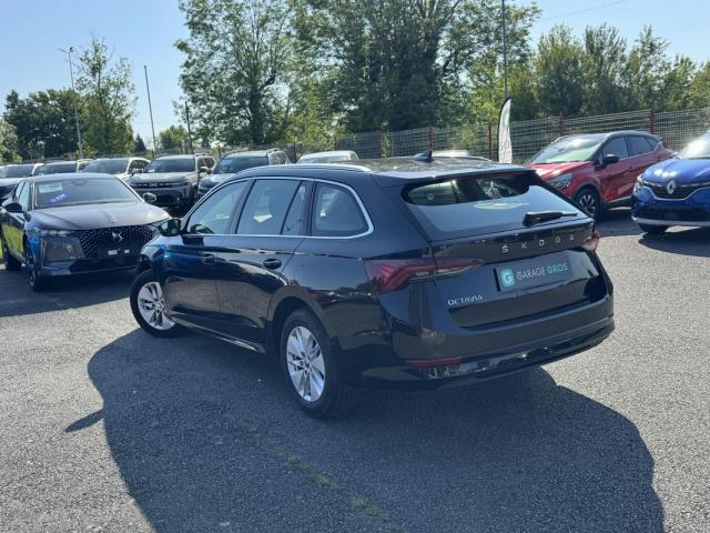 Skoda Octavia image 6