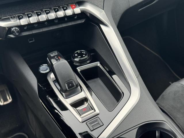Peugeot 3008 image 5