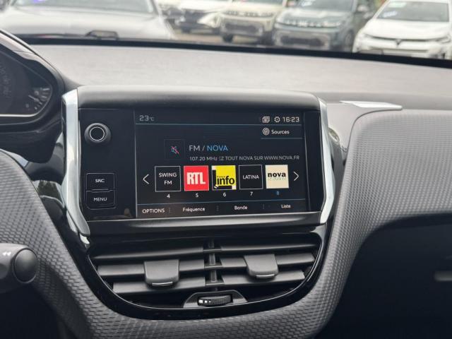 Peugeot 2008 image 3