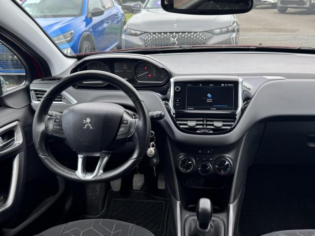 Peugeot 2008 image 8
