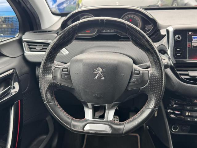 Peugeot 2008 image 1
