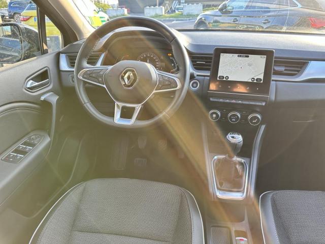 Renault Captur image 2