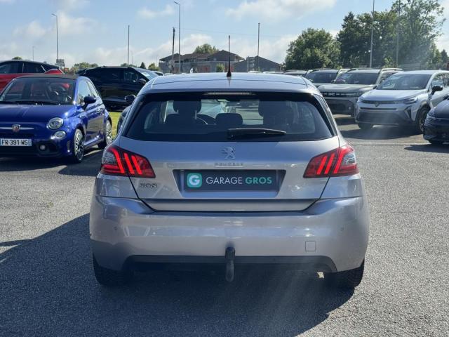 Peugeot 308 image 2