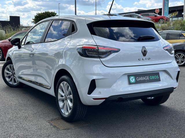 Renault Clio image 8