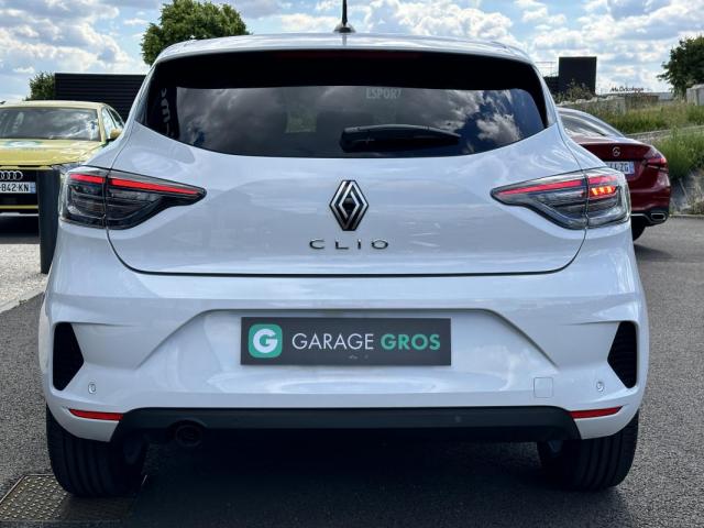 Renault Clio image 1