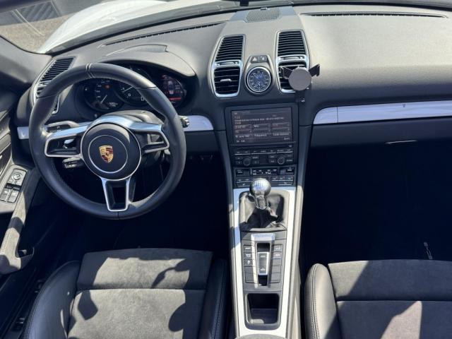 Porsche Boxster image 8