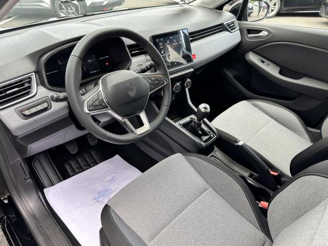 Renault Clio image 2
