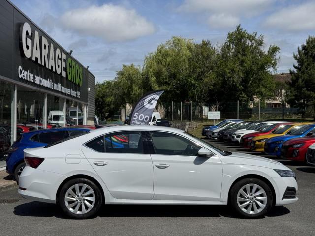 Skoda Octavia image 8
