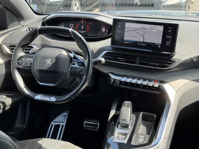 Peugeot 3008 image 2