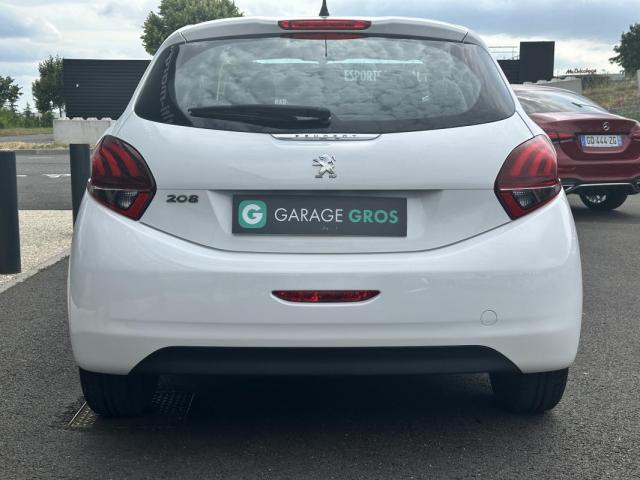 Peugeot 208 image 7
