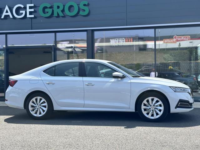 Skoda Octavia image 1