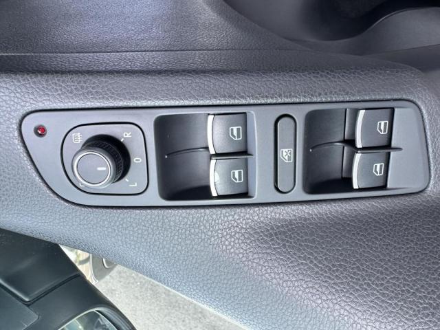 Volkswagen Tiguan image 5