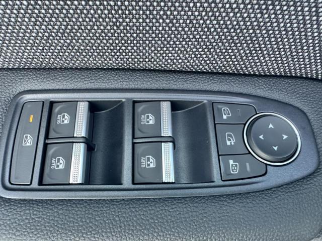 Renault Captur image 8