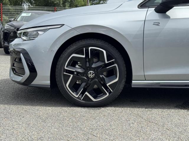 Volkswagen Golf image 9