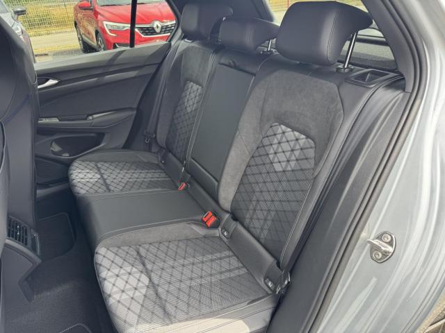 Volkswagen Golf image 4