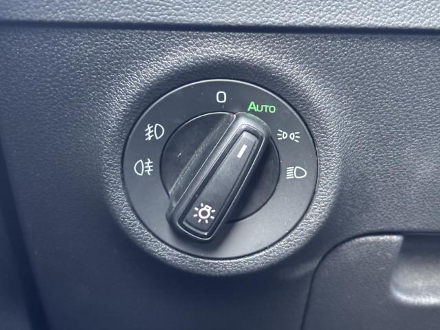 Skoda Karoq image 9