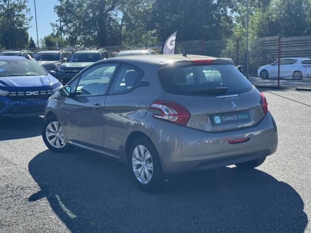 Peugeot 208 image 5