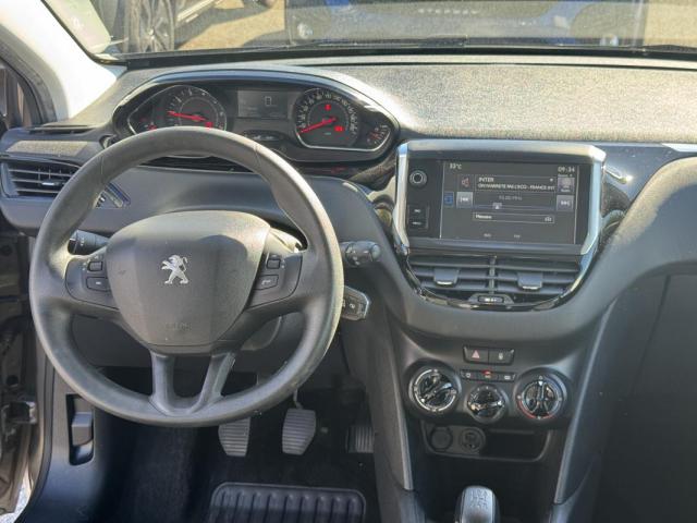 Peugeot 208 image 4
