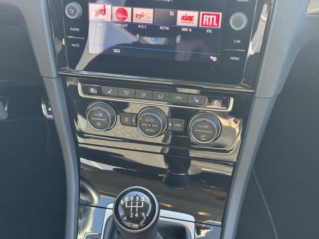 Volkswagen Golf image 8