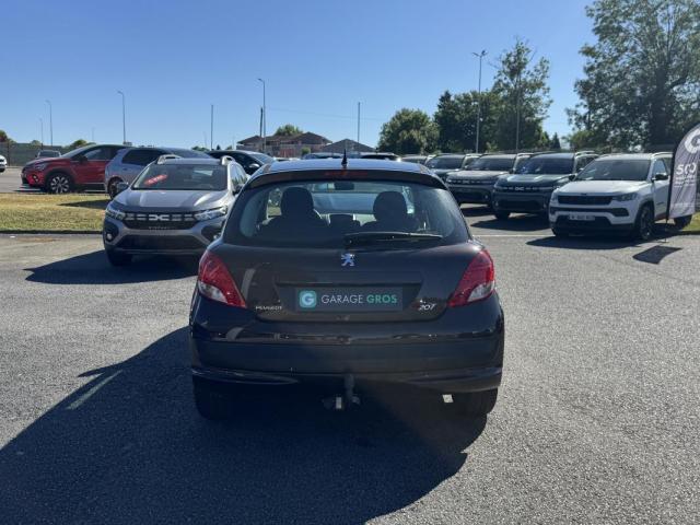 Peugeot 207 image 8