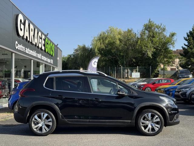 Peugeot 2008 image 3