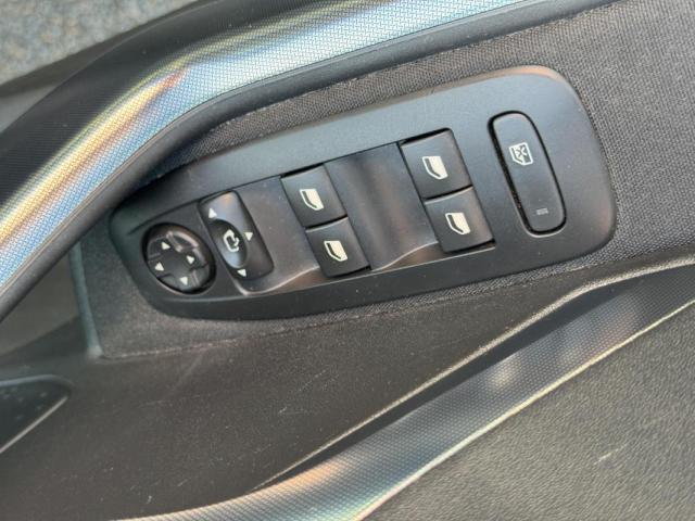 Peugeot 2008 image 4