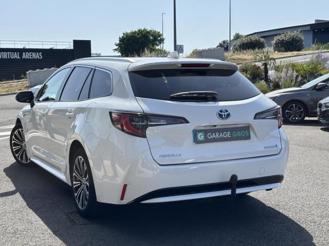 Toyota Corolla Touring Sports image 3