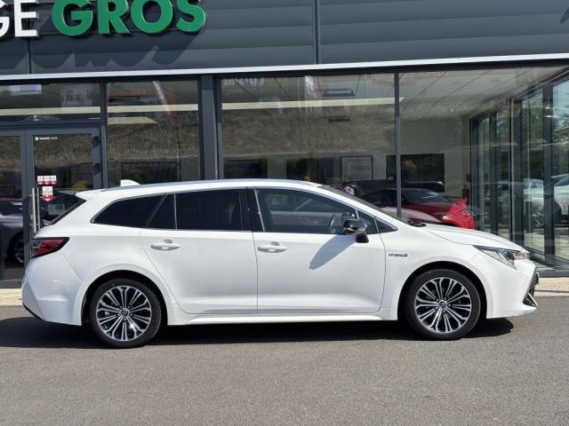 Toyota Corolla Touring Sports image 2
