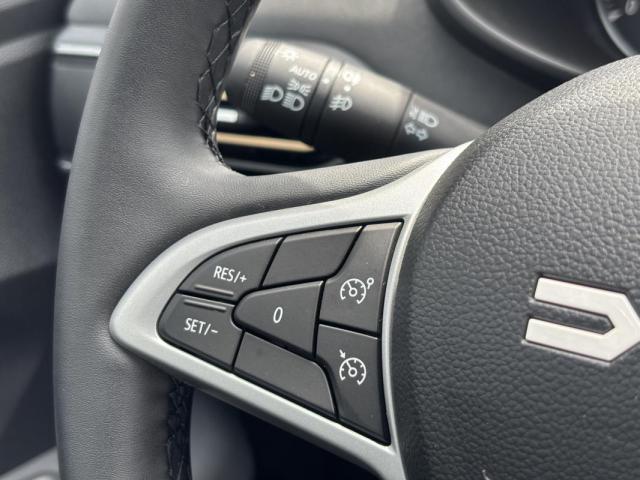 Dacia Sandero image 1