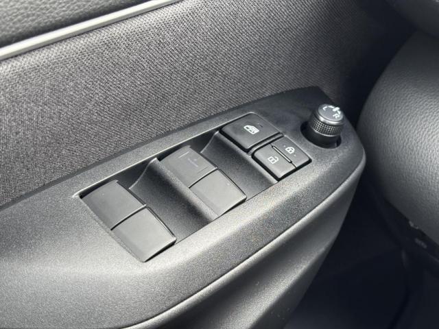 Toyota Yaris image 9