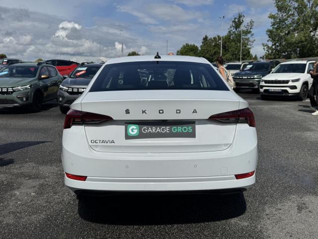 Skoda Octavia image 7