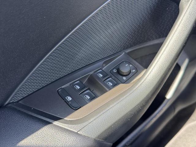 Skoda Octavia image 1