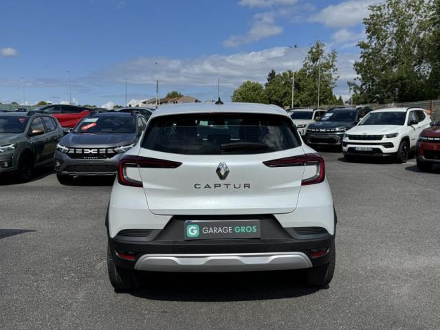 Renault Captur image 2