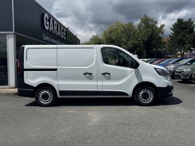 Renault Trafic image 7