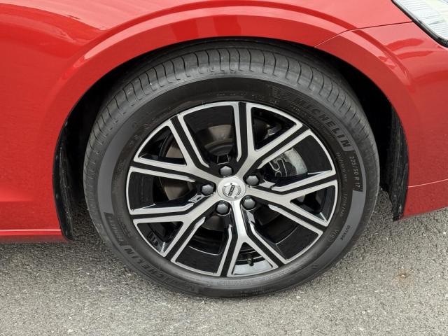 Volvo S60 image 9