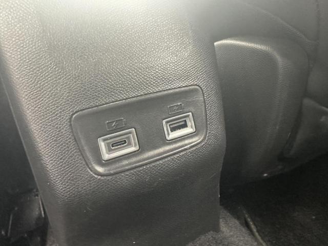 Peugeot 2008 image 2