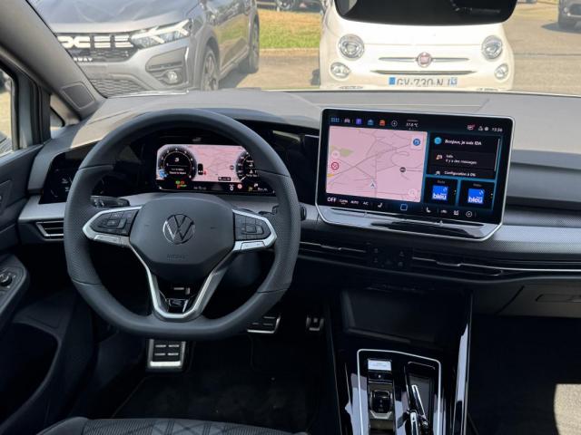 Volkswagen Golf image 8