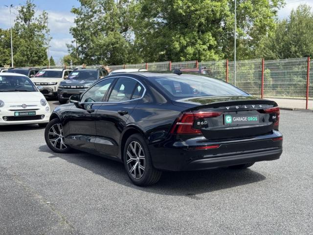 Volvo S60 image 2
